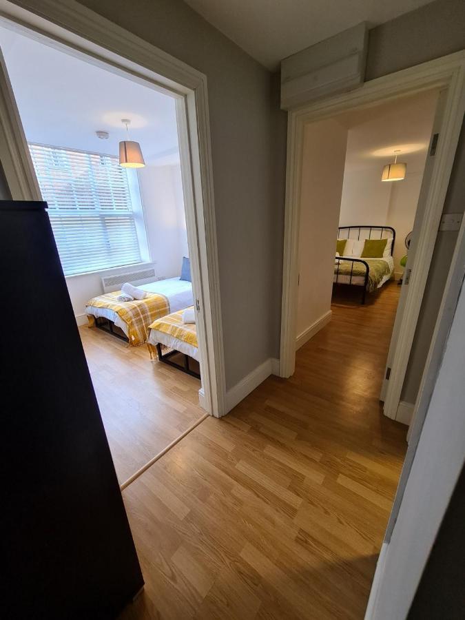 Coopers, Ground Floor Apartment With 2 Bedrooms And 2 Bathrooms Within A Georgian Listed Building バートン・アポン・トレント エクステリア 写真