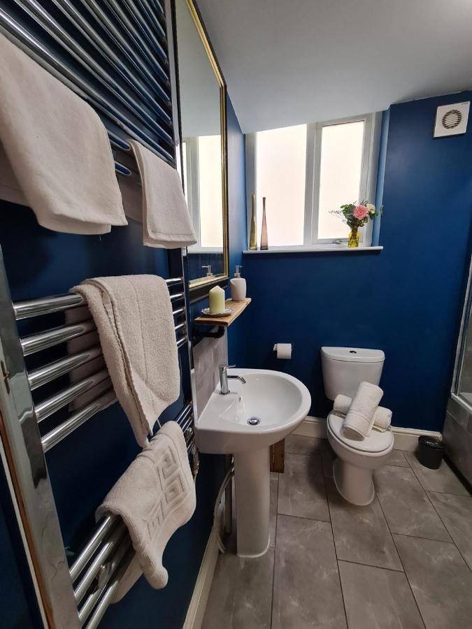 Coopers, Ground Floor Apartment With 2 Bedrooms And 2 Bathrooms Within A Georgian Listed Building バートン・アポン・トレント エクステリア 写真